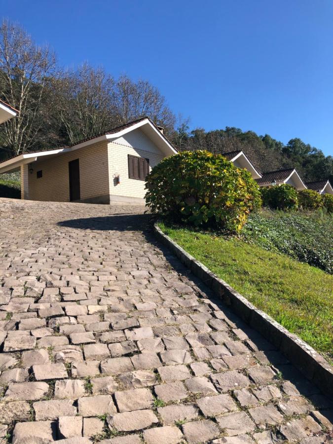 Parque Pitangueiras Inn